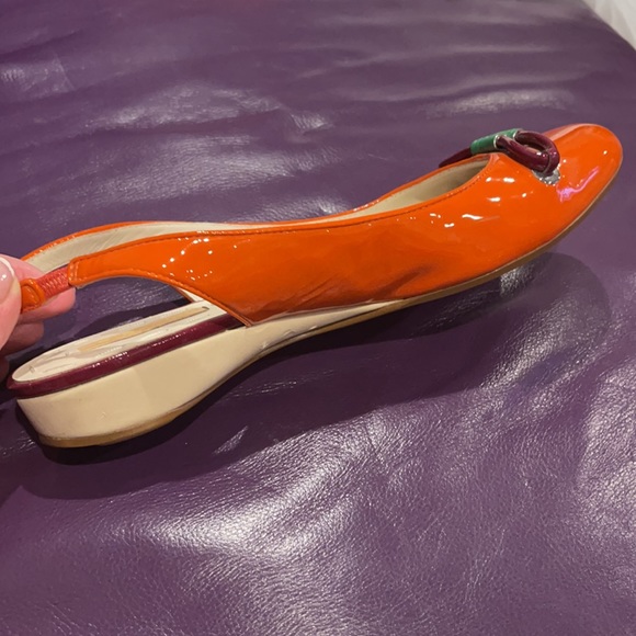Orange patent leather slides - Picture 3 of 4
